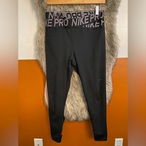 Women’s Nike leggings